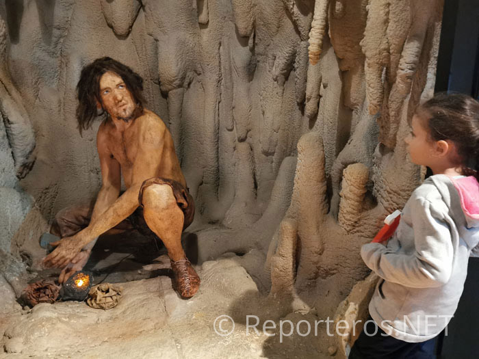 Representación de la Cueva de Nerja. Museo de Nerja Representación de la Cueva de Nerja. Museo de Nerja
