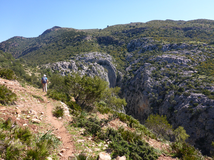 Desde el sendero se ve el Cañón de Buitreras Desde el sendero se ve el Cañón de Buitreras