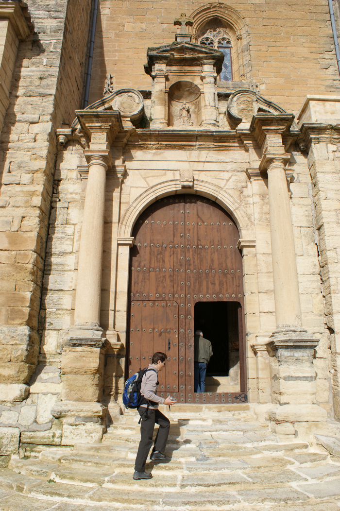 Portada de la Iglesia de la Encarnación Portada de la Iglesia de la Encarnación