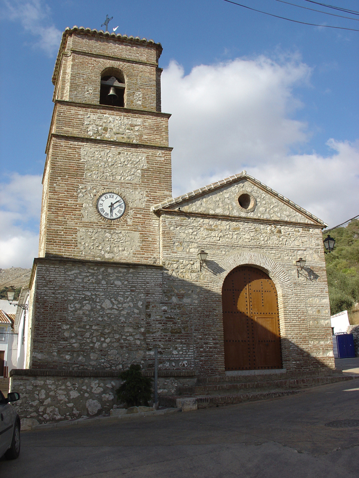 Iglesia del Santo Cristo de Cabrilla en Alfarnatejo Iglesia del Santo Cristo de Cabrilla en Alfarnatejo