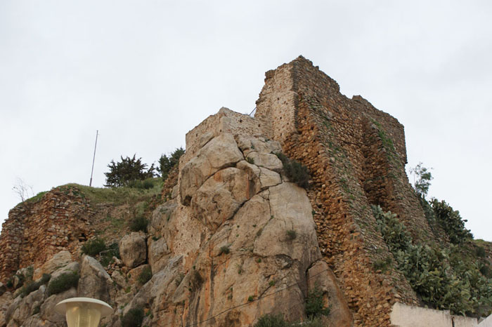 Castillo de la Peña de Ardales Castillo de la Peña de Ardales