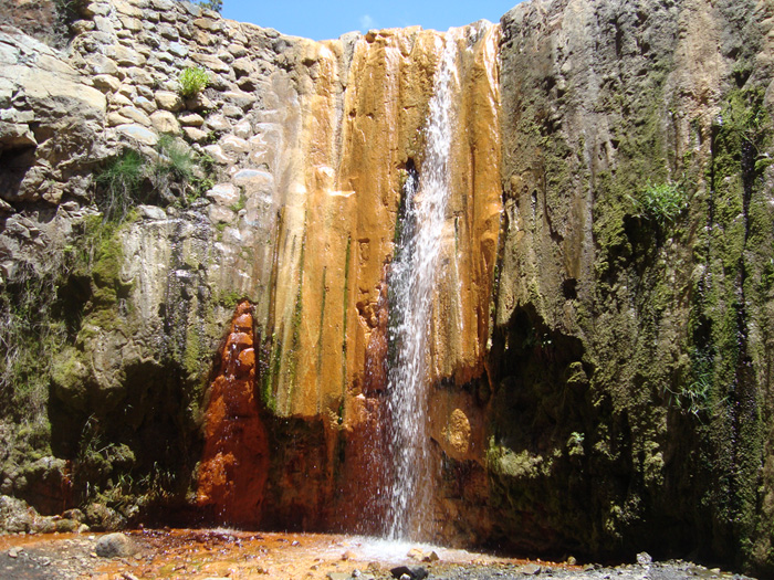 Cascada de Colores Cascada de Colores
