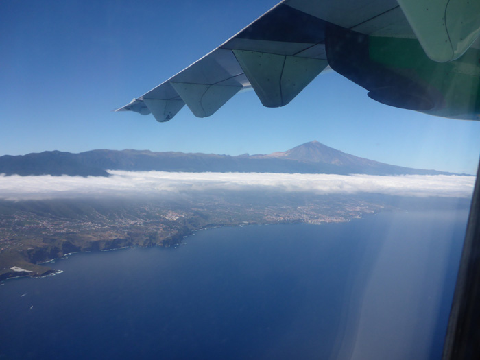 El Teide desde el avión El Teide desde el avión