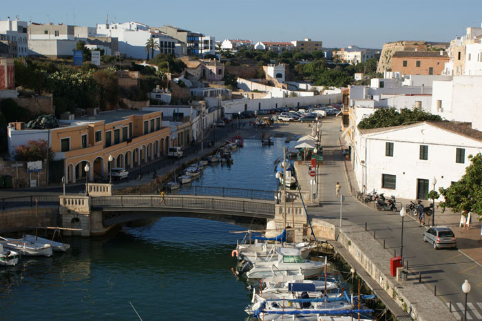 Puente en el puerto de Ciudadella Puente en el puerto de Ciudadella