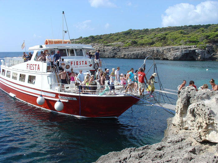 Desembarco en Cala Turqueta Desembarco en Cala Turqueta