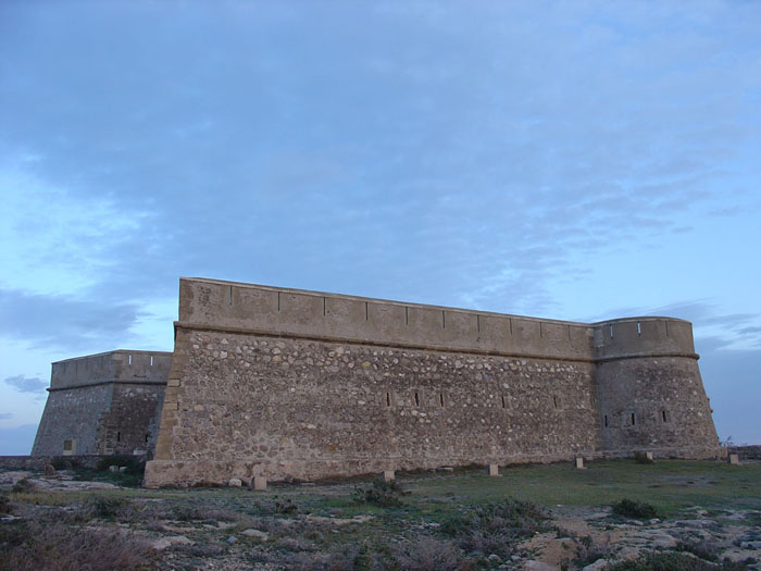 Poniente almeriense: playas, sierra y cultura