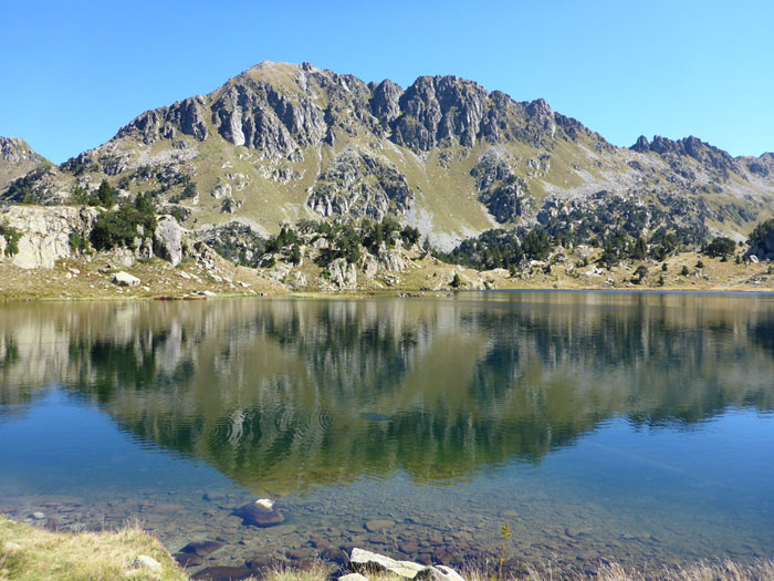 Uno de los lagos de Colomèrs Uno de los lagos de Colomèrs
