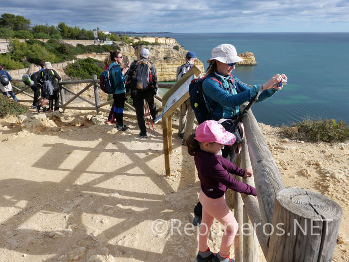 La ruta se puede hacer con niños, con precaución La ruta se puede hacer con niños, con precaución