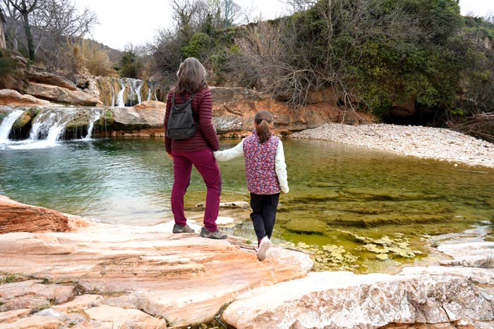 Fuente de la Rabosa, formada por el río Matarraña, a su paso por Beceite Fuente de la Rabosa, formada por el río Matarraña, a su paso por Beceite