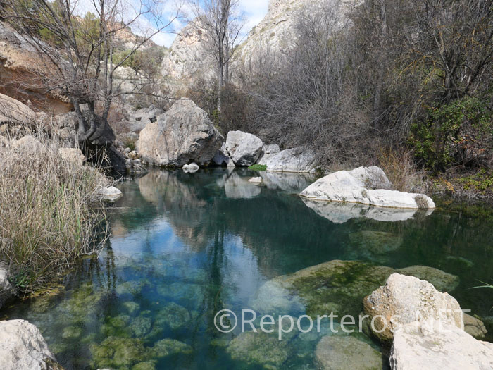 Poza en el río Guadalentín Poza en el río Guadalentín