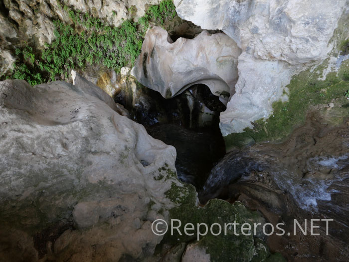 Cueva del Agua de Tíscar Cueva del Agua de Tíscar