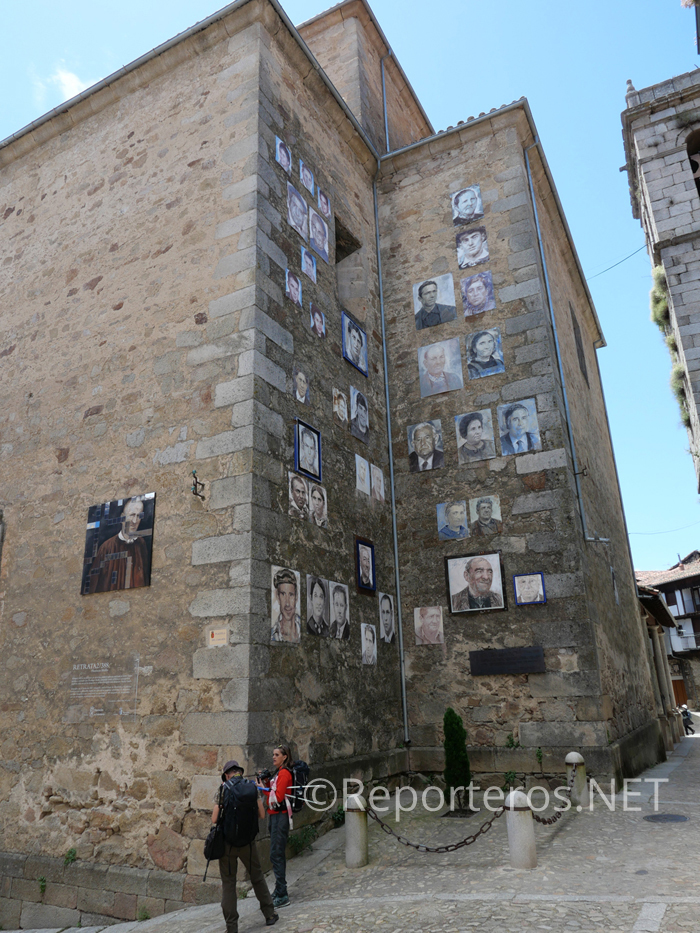 Caras en la iglesia de Mogarraz Caras en la iglesia de Mogarraz