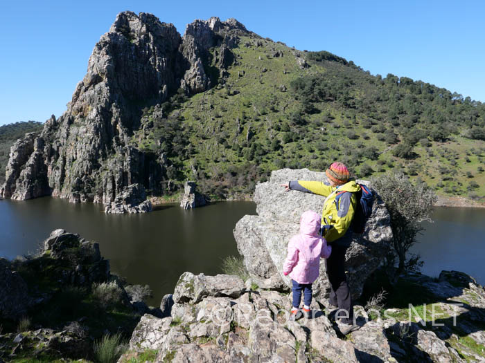 Llegando al Salto del Gitano, por la Ruta Roja Llegando al Salto del Gitano, por la Ruta Roja