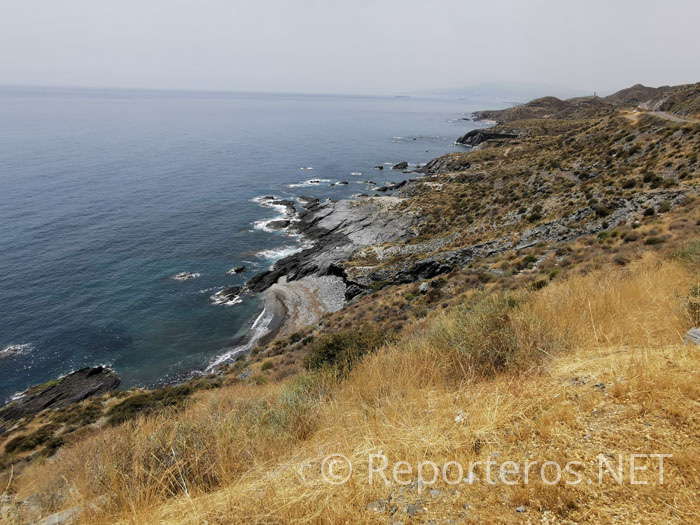 Entorno de la cala del Peñón Cortao Entorno de la cala del Peñón Cortao