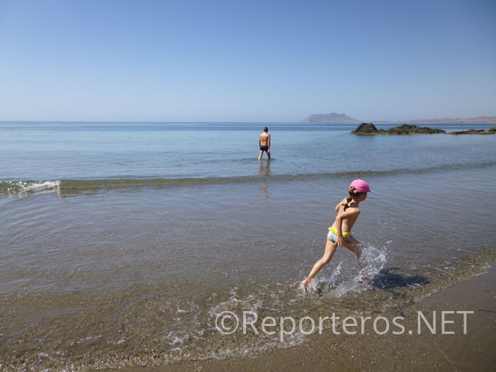 Cala Siscal, con poca profundidad y arena fina Cala Siscal, con poca profundidad y arena fina