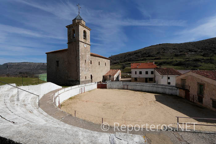 004_iglesia-plaza-huelamo.jpg
