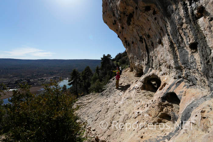 El sendero se abre a unas vistas infinitas