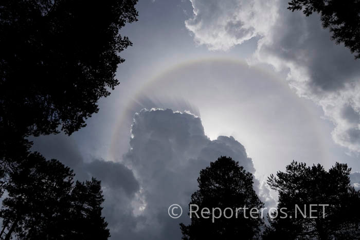 A pesar de las previsiones de lluvia, comenzamos el paseo