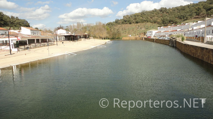 Playa fluvial de San Nicolás, una maravilla en verano Playa fluvial de San Nicolás, una maravilla en verano
