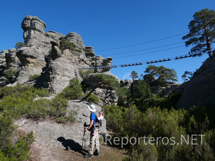 Pasamos por la base de la vía ferrata Cuerda de la Graja Pasamos por la base de la vía ferrata Cuerda de la Graja
