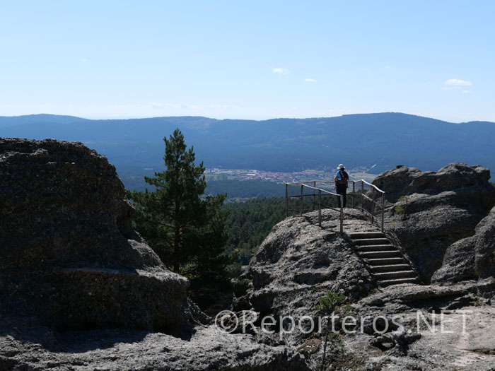 El mirador de Castroviejo se asoma a los pueblos del Duero El mirador de Castroviejo se asoma a los pueblos del Duero