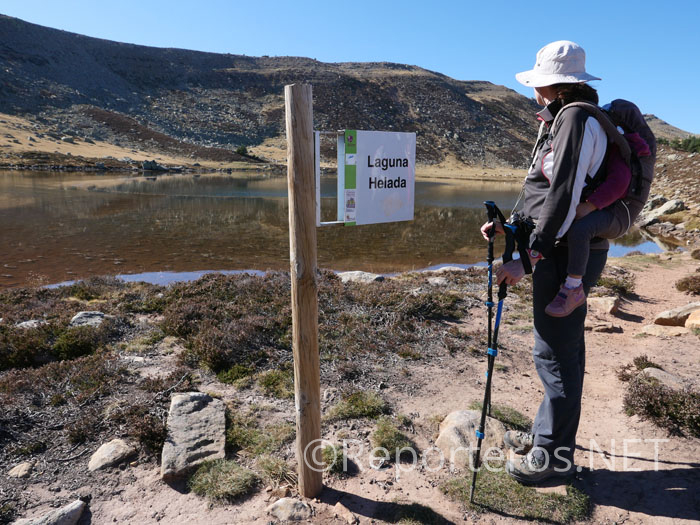 Balizas indicativas en Laguna Helada Balizas indicativas en Laguna Helada