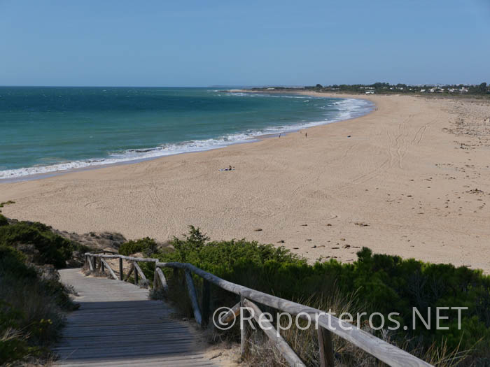 Playa de Zahora desde el Faro de Trafalgar Playa de Zahora desde el Faro de Trafalgar